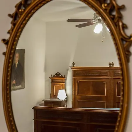 Emma Flat